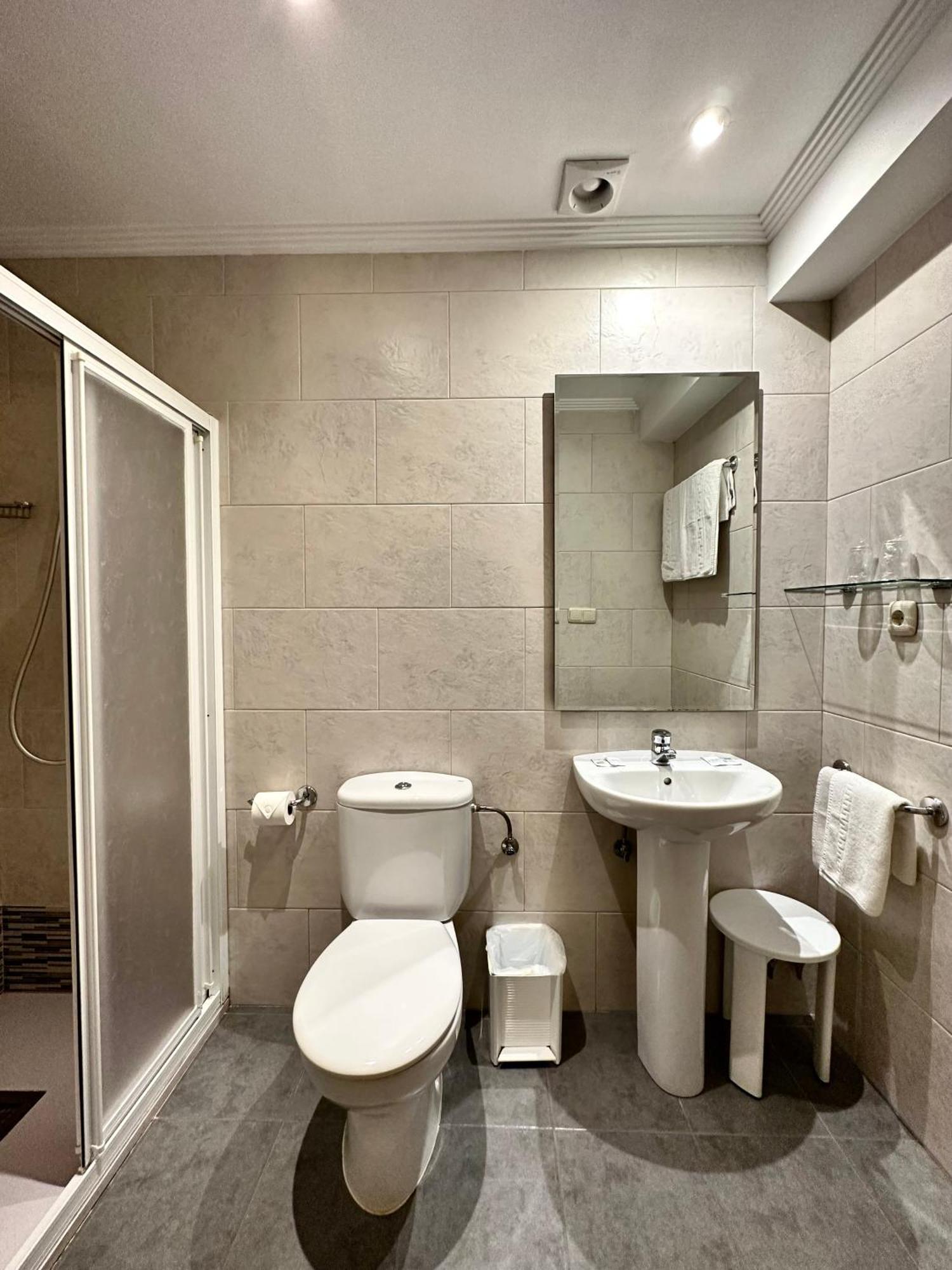 Pension Anoeta San Sebastian Exterior photo