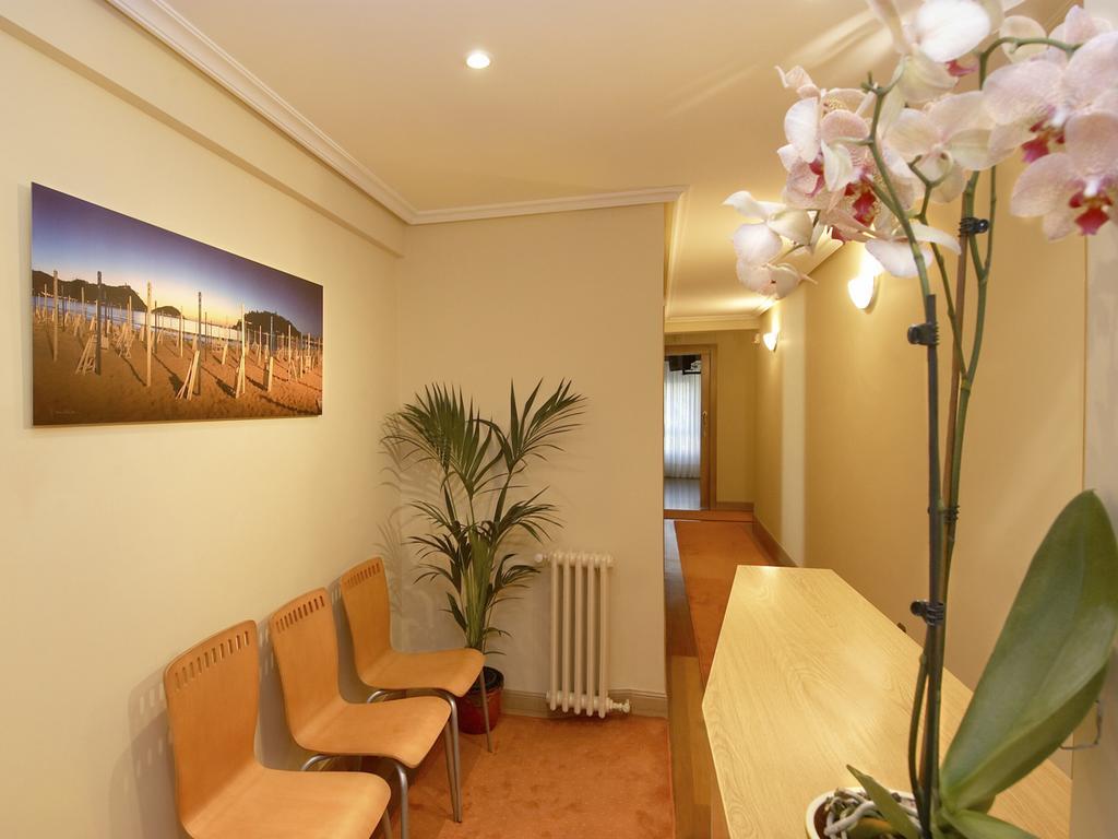 Pension Anoeta San Sebastian Exterior photo